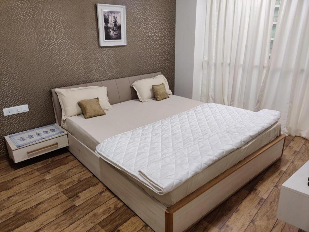 סוראט Honest Homes At Rajhans Belliza, Appartment Units מראה חיצוני תמונה