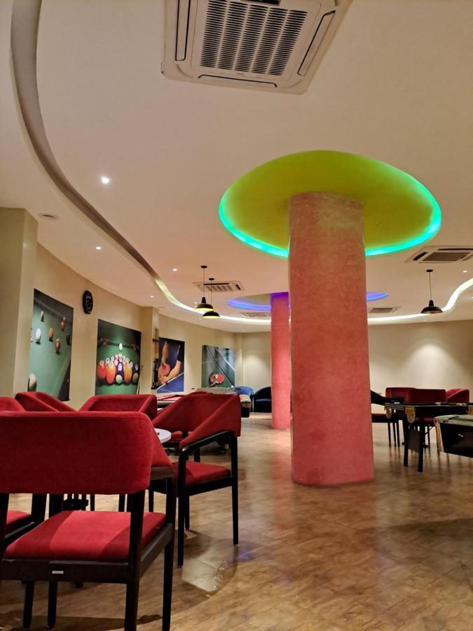 סוראט Honest Homes At Rajhans Belliza, Appartment Units מראה חיצוני תמונה